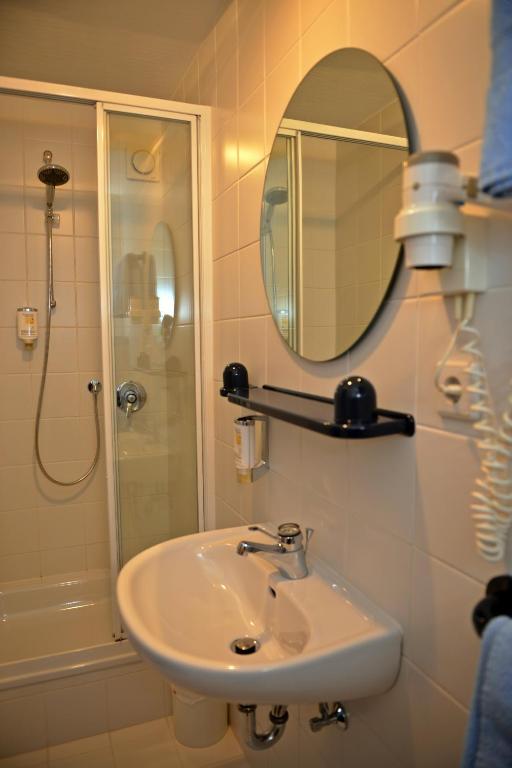 Hotel Quisisana & Appartements Quisi Χέλγκολαντ Δωμάτιο φωτογραφία